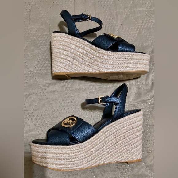 NEW Michael Kors Hannah Wedge Sandal -Black US 7 - Picture 6 of 9